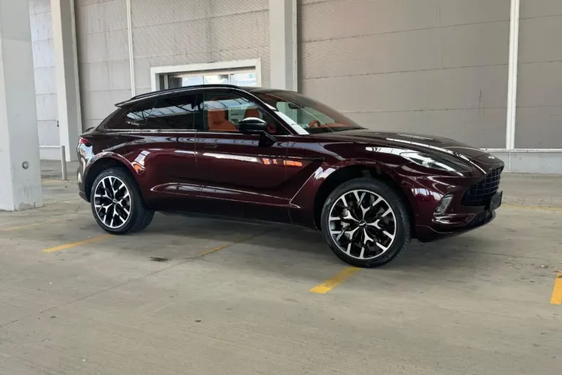 Aston Martin DBX din 2021 cu 71.000 km - oferta AST195802 - foto 4