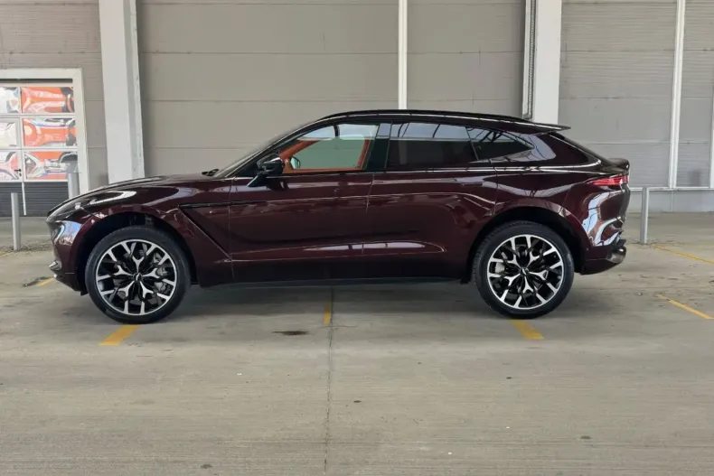 Aston Martin DBX din 2021 cu 71.000 km - oferta AST195802 - foto 8