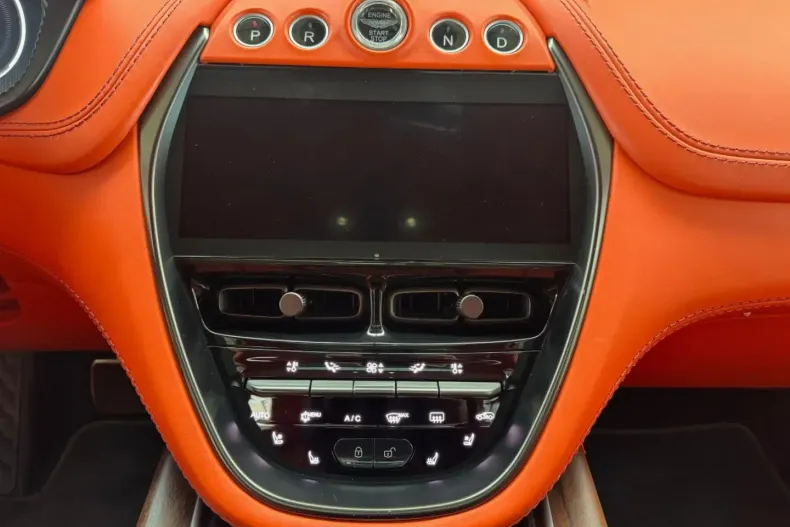 Aston Martin DBX din 2021 cu 71.000 km - oferta AST195802 - foto 37