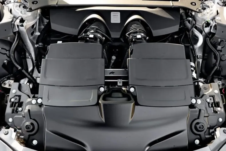 Aston Martin DB12 din 2024 cu 10.500 km - oferta AST195804 - foto 29