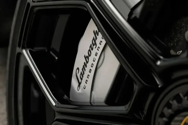 Lamborghini Revuelto din 2022 cu 37.800 km - oferta LAM195807 - foto 31