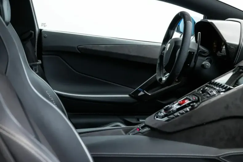 Lamborghini Revuelto din 2022 cu 37.800 km - oferta LAM195807 - foto 40