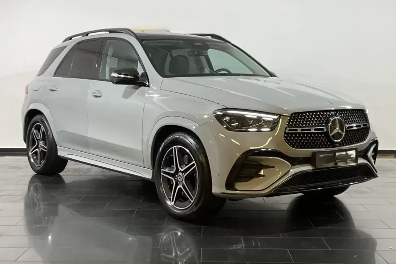 Mercedes-Benz GLE 300 (Clasa GLE) din 2025 cu 8.600 km - oferta MER195832 - foto 3