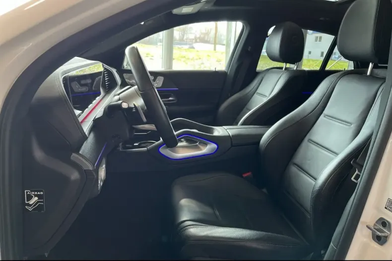 Mercedes-Benz GLE 400 (Clasa GLE) din 2023 cu 38.100 km - oferta MER195833 - foto 5