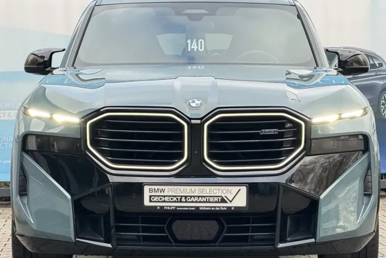 BMW XM (Seria X) din 2024 cu 23.199 km - oferta BMW195840 - foto 2