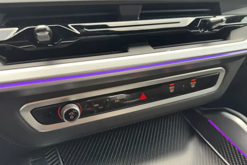 BMW XM (Seria X) din 2024 cu 23.199 km - oferta BMW195840 - foto 22