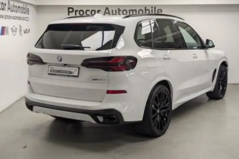 BMW X5 (Seria X) din 2023 cu 40.489 km - oferta BMW195841 - foto 2