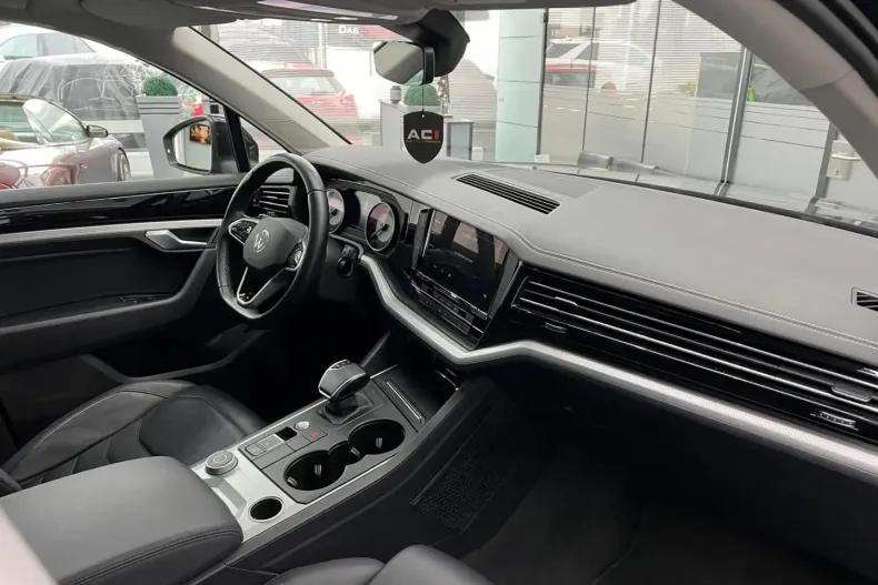 Volkswagen Touareg din 2021 cu 91.000 km - oferta VOL195843 - foto 17