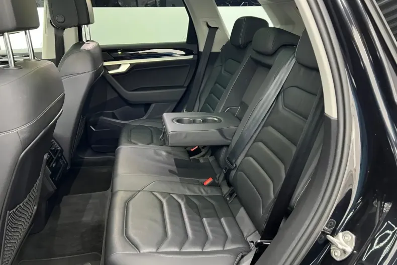 Volkswagen Touareg din 2021 cu 91.000 km - oferta VOL195843 - foto 19