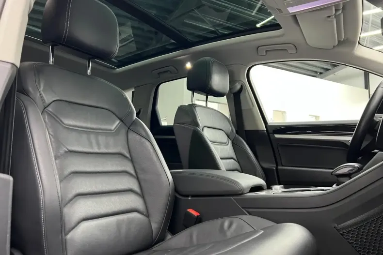 Volkswagen Touareg din 2021 cu 91.000 km - oferta VOL195843 - foto 24