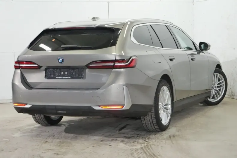 BMW 530 (Seria 5) din 2024 cu 23.423 km - oferta BMW195847 - foto 5