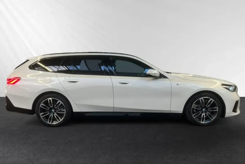 BMW 530 (Seria 5) din 2025 cu 7.130 km - oferta BMW195849 - foto 3