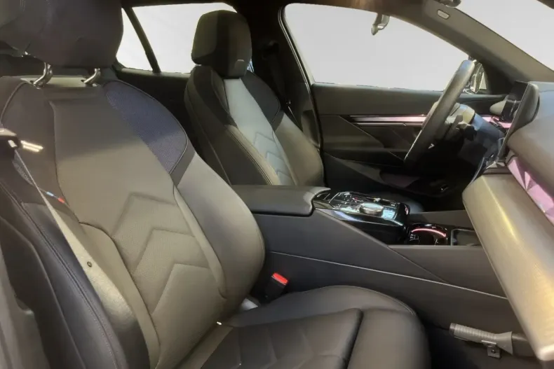 BMW 530 (Seria 5) din 2025 cu 7.130 km - oferta BMW195849 - foto 10