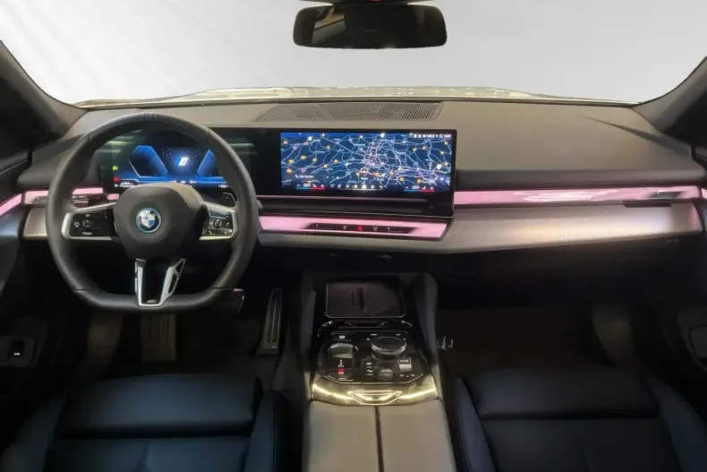 BMW 530 (Seria 5) din 2025 cu 7.130 km - oferta BMW195849 - foto 11