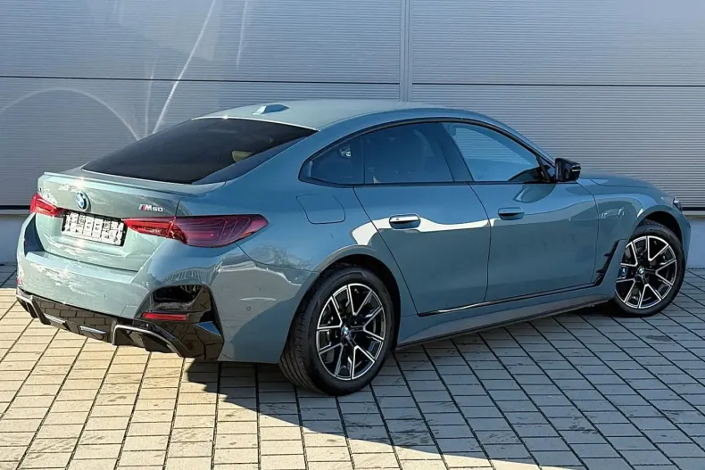 BMW i4 (Seria 4) din 2024 cu 15.038 km - oferta BMW195850 - foto 10