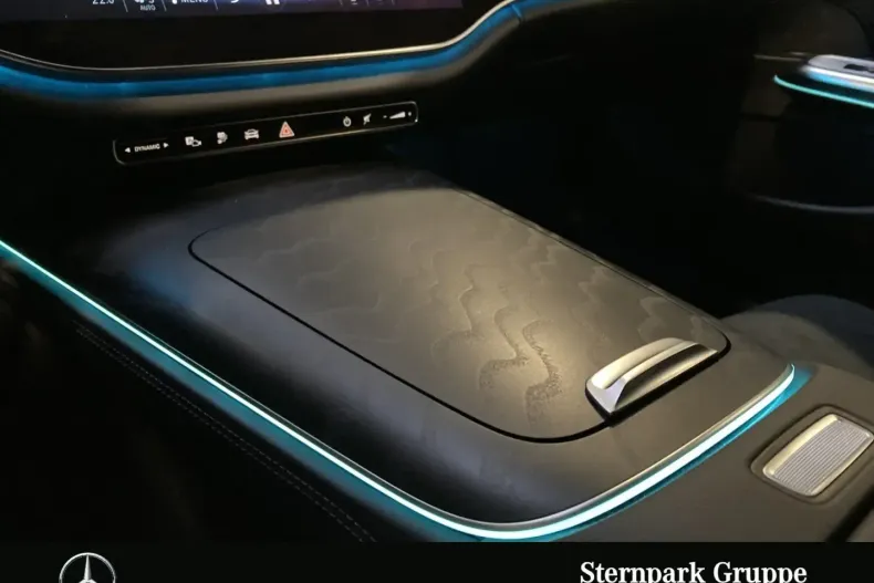 Mercedes-Benz E 300 (Clasa E) din 2024 cu 17.990 km - oferta MER195854 - foto 12