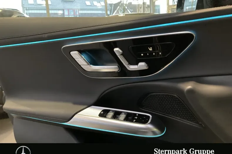 Mercedes-Benz E 300 (Clasa E) din 2024 cu 17.990 km - oferta MER195854 - foto 17