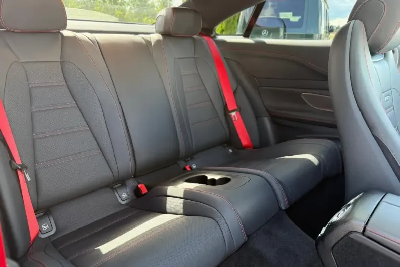 Mercedes-Benz E 53 AMG (Clasa E) din 2023 cu 9.950 km - oferta MER195855 - foto 7