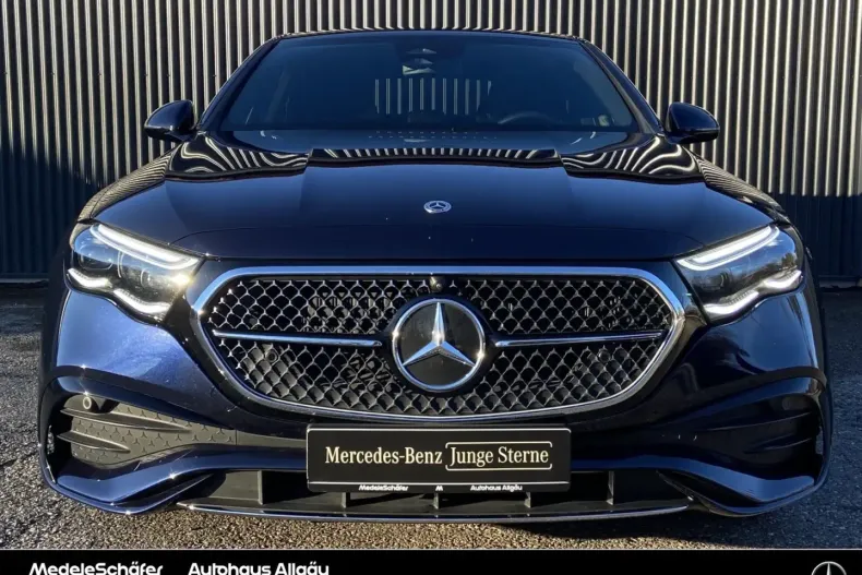 Mercedes-Benz E 300 (Clasa E) din 2024 cu 30.116 km - oferta MER195857 - foto 2