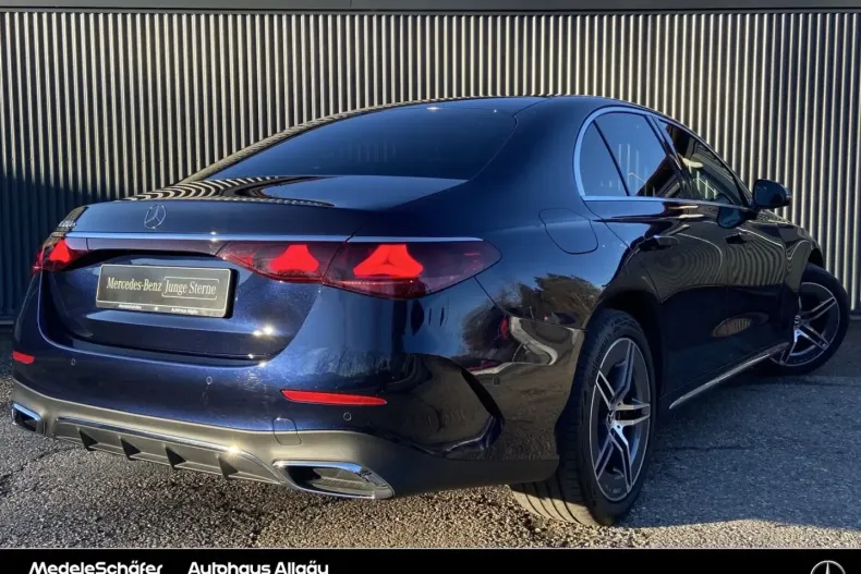 Mercedes-Benz E 300 (Clasa E) din 2024 cu 30.116 km - oferta MER195857 - foto 5