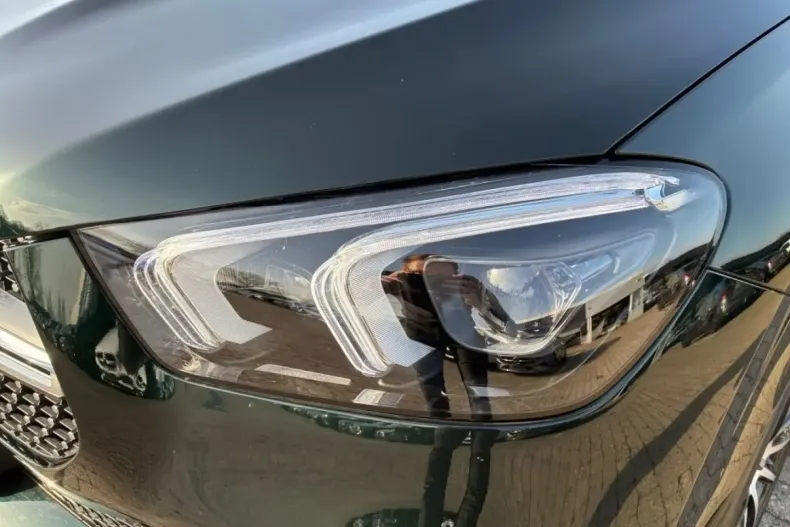 Mercedes-Benz GLE 400 (Clasa GLE) din 2023 cu 52.030 km - oferta MER195859 - foto 5