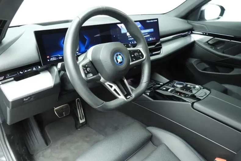 BMW 530 (Seria 5) din 2024 cu 11.000 km - oferta BMW195864 - foto 6