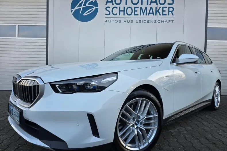 BMW 530 (Seria 5) din 2024 cu 15.995 km - oferta BMW195867 - foto 1