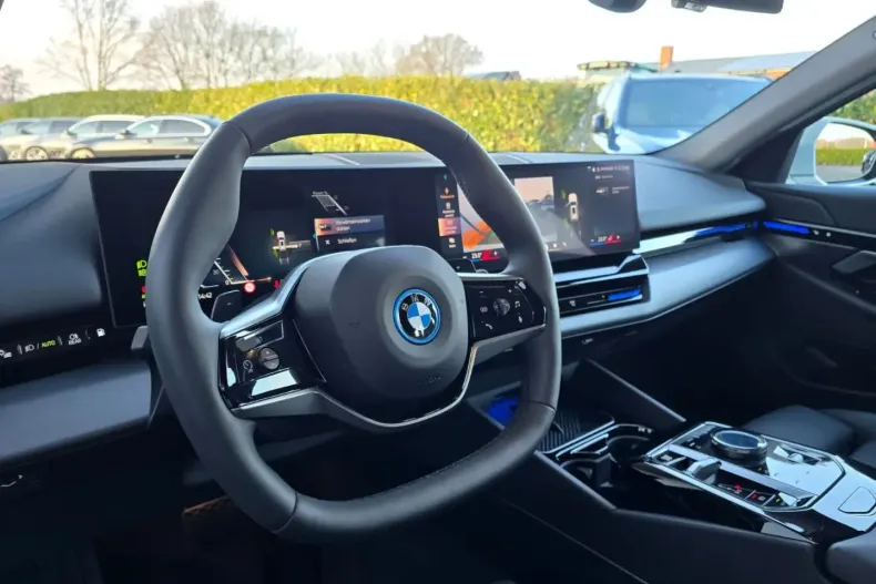 BMW 530 (Seria 5) din 2024 cu 15.995 km - oferta BMW195867 - foto 15