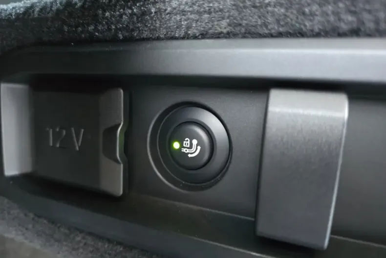 BMW 530 (Seria 5) din 2024 cu 15.995 km - oferta BMW195867 - foto 33