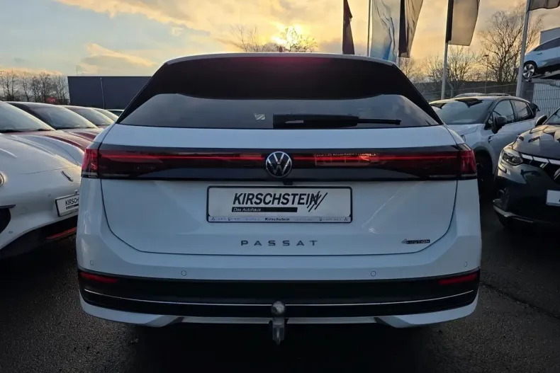 Volkswagen Passat din 2024 cu 36.946 km - oferta VOL195891 - foto 28