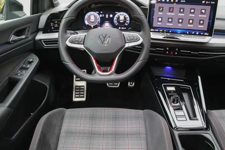 Volkswagen Golf din 2025 cu 17.220 km - oferta VOL195895 - foto 6