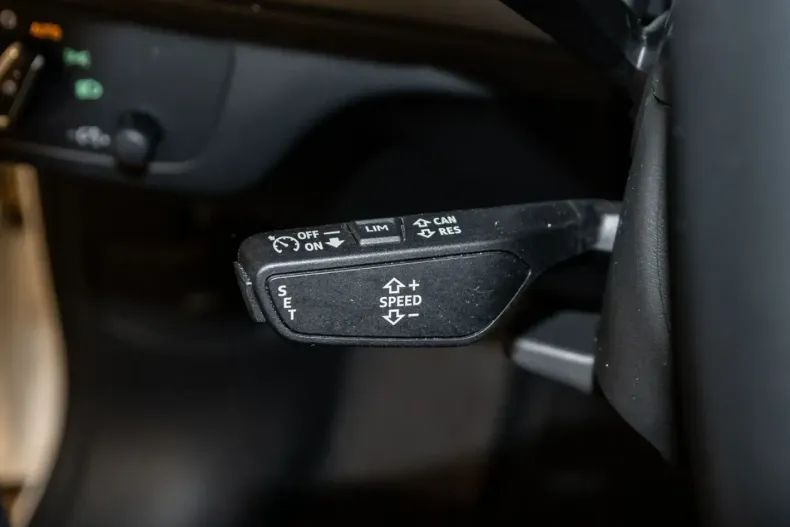 Audi Q5 din 2022 cu 94.125 km - oferta AUD195902 - foto 17