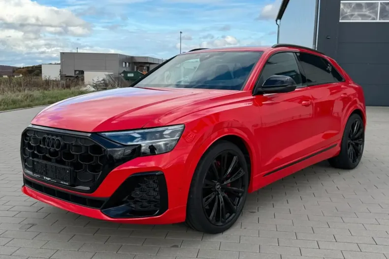 Audi SQ8 din 2025 cu 4.500 km - oferta AUD195905 - foto 4