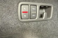 Audi SQ8 din 2025 cu 4.500 km - oferta AUD195905 - foto 44