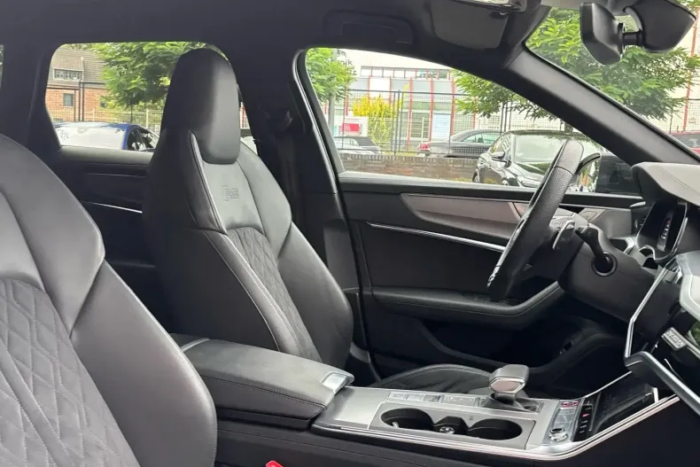 Audi RS6 din 2023 cu 35.720 km - oferta AUD195908 - foto 9