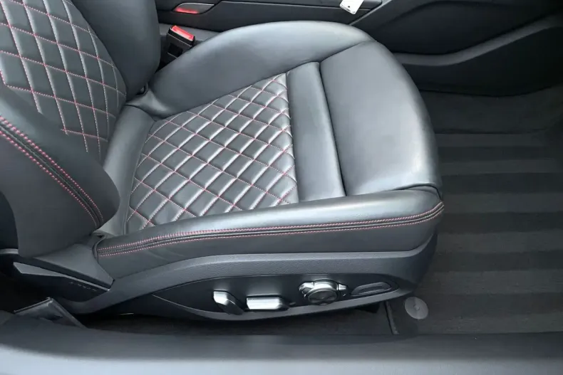 Audi R8 din 2023 cu 42.500 km - oferta AUD195911 - foto 37