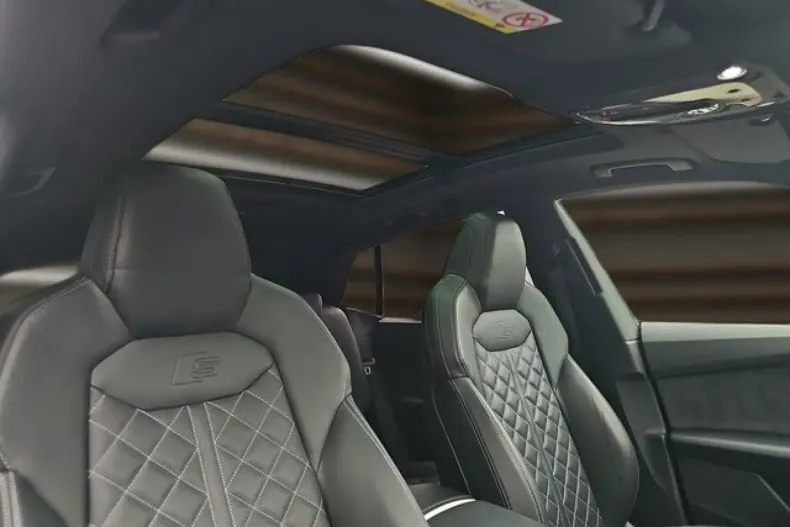 Audi SQ8 din 2022 cu 41.133 km - oferta AUD195914 - foto 14