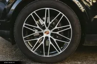 Porsche Cayenne din 2025 cu 7.500 km - oferta POR195921 - foto 6
