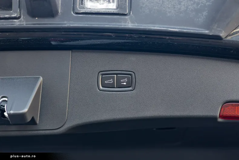 Porsche Cayenne din 2025 cu 7.500 km - oferta POR195921 - foto 14