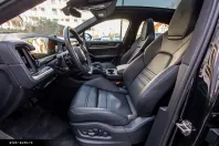 Porsche Cayenne din 2025 cu 7.500 km - oferta POR195921 - foto 29