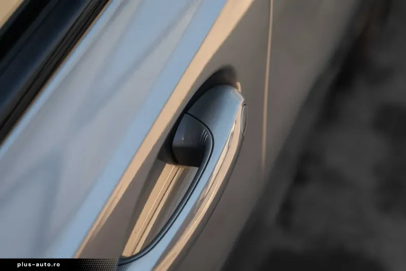 BMW 320 (Seria 3) din 2022 cu 107.854 km - oferta BMW195923 - foto 27