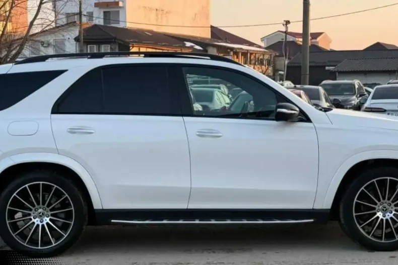 Mercedes-Benz GL 320 din 2022 cu 141.000 km - oferta MER195928 - foto 10