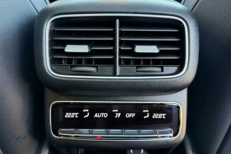 Mercedes-Benz GL 320 din 2022 cu 141.000 km - oferta MER195928 - foto 29