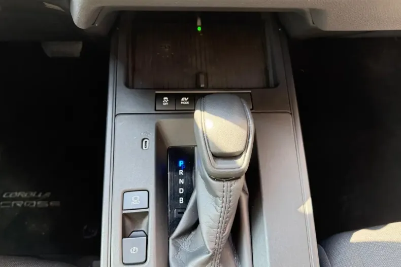 Toyota Corolla din 2025 cu 6.502 km - oferta TOY195929 - foto 21