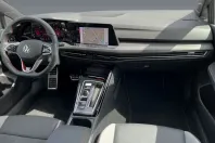 Volkswagen Golf din 2024 cu 12.795 km - oferta VOL195934 - foto 7