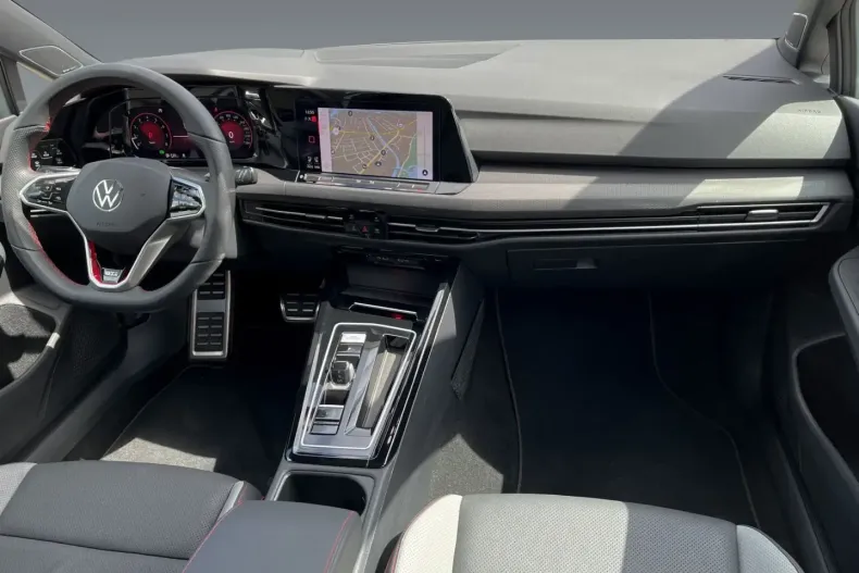 Volkswagen Golf din 2024 cu 12.795 km - oferta VOL195934 - foto 7