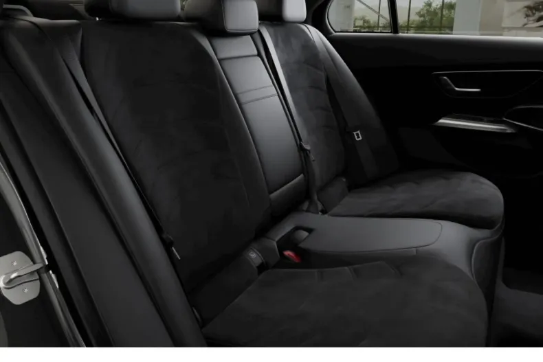 Mercedes-Benz E 220 (Clasa E) din 2025 cu 20.000 km - oferta MER195948 - foto 11