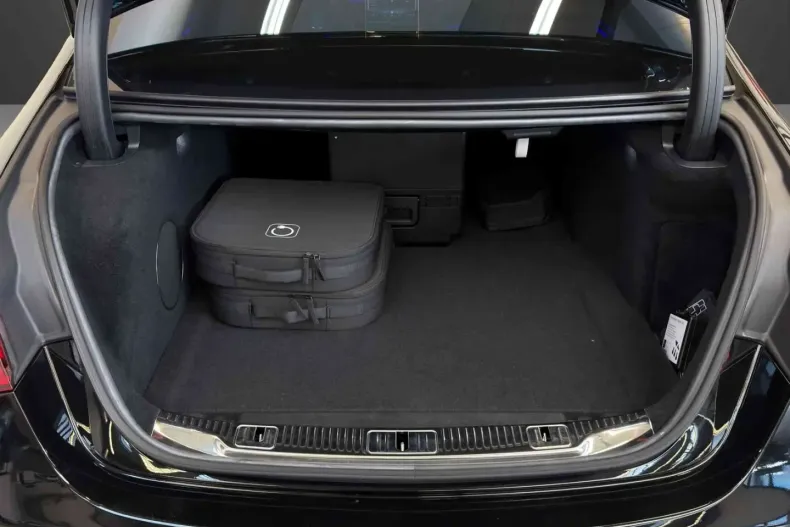 Mercedes-Benz S 63 AMG (Clasa S) din 2025 cu 10.407 km - oferta MER195951 - foto 12