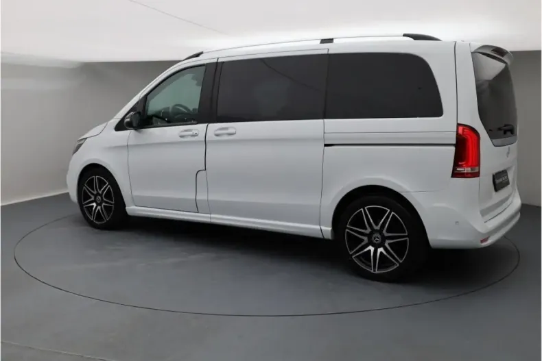 Mercedes-Benz V 250 (Clasa V) din 2024 cu 9.500 km - oferta MER195956 - foto 3