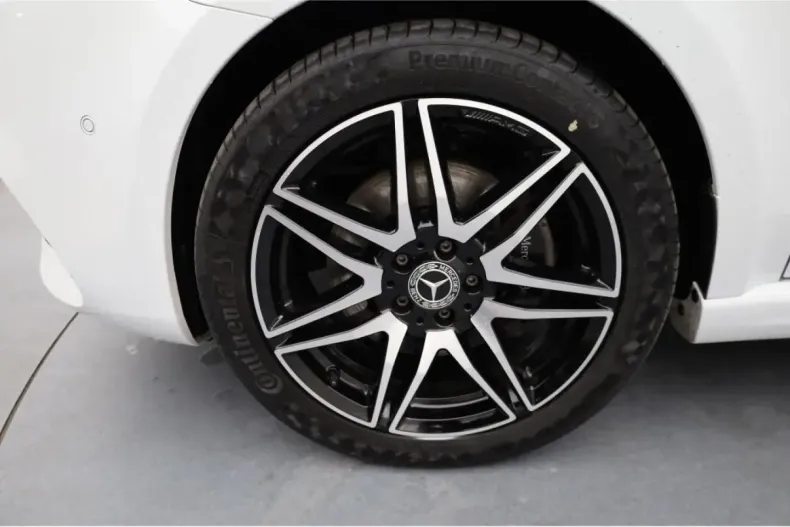 Mercedes-Benz V 250 (Clasa V) din 2024 cu 9.500 km - oferta MER195956 - foto 10